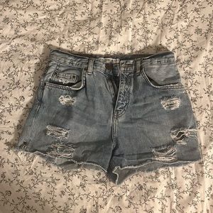 Zara denim shorts - size 6